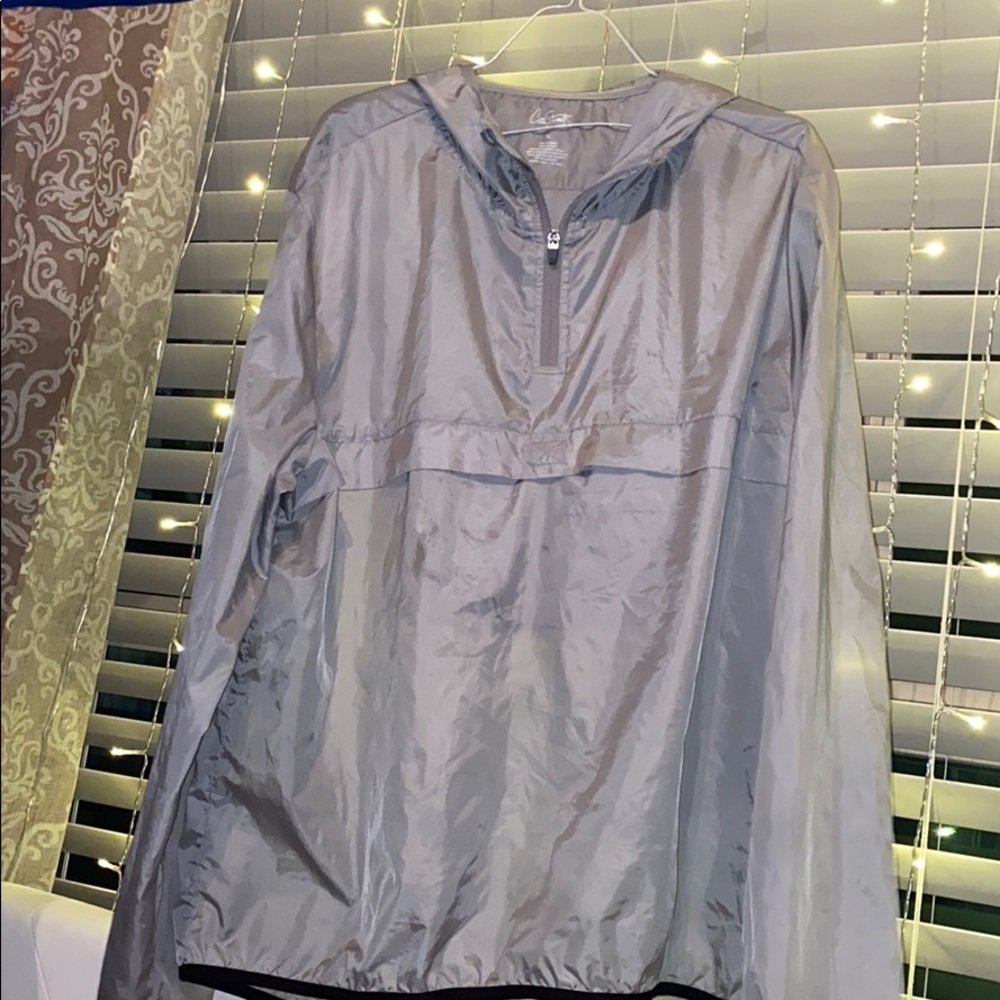 Oversized wind breaker